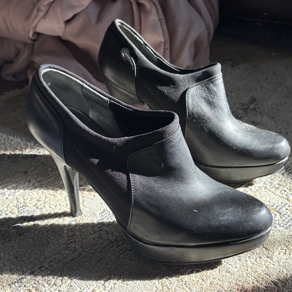 Stuart Weirzman Black Women's Heels